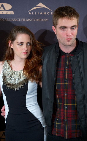 Kristen Stewart, Robert Pattinson Kristen Stewart, Robert Pattinson